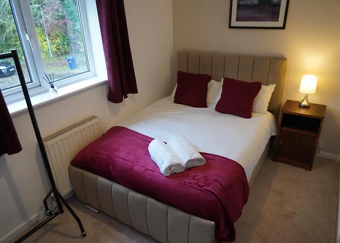 Cosy 2 Double Bed Property In Milton