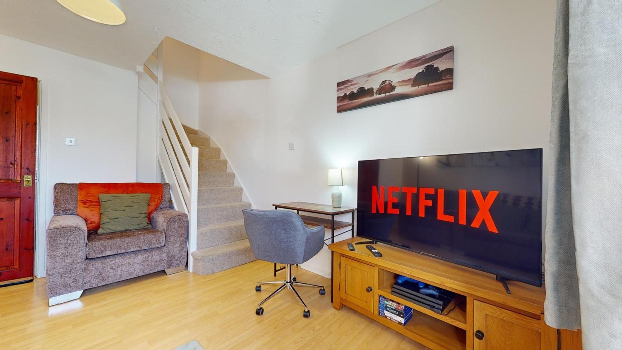 Cosy 2 Double Bed In Milton